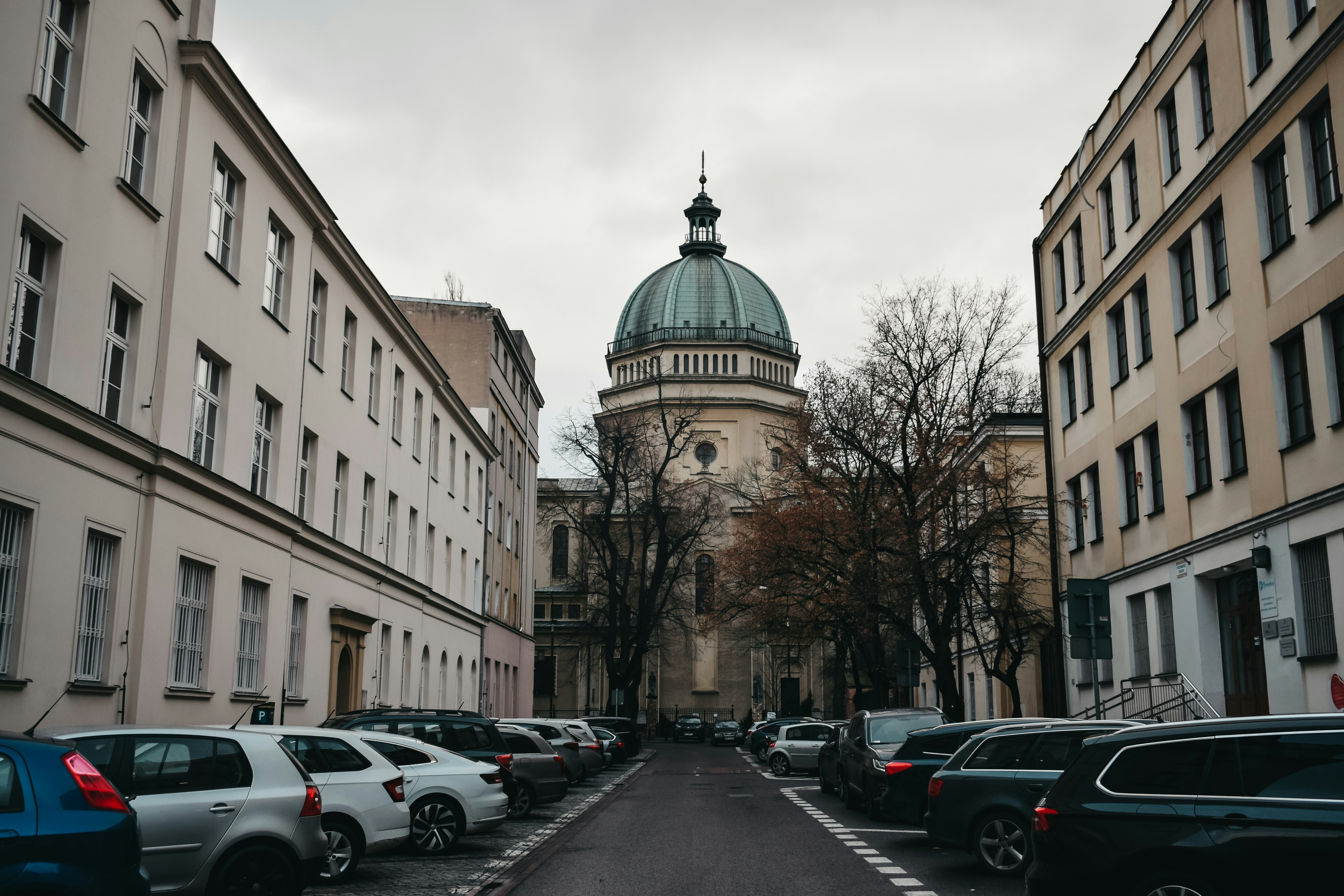 Photo by darya_tryfanava