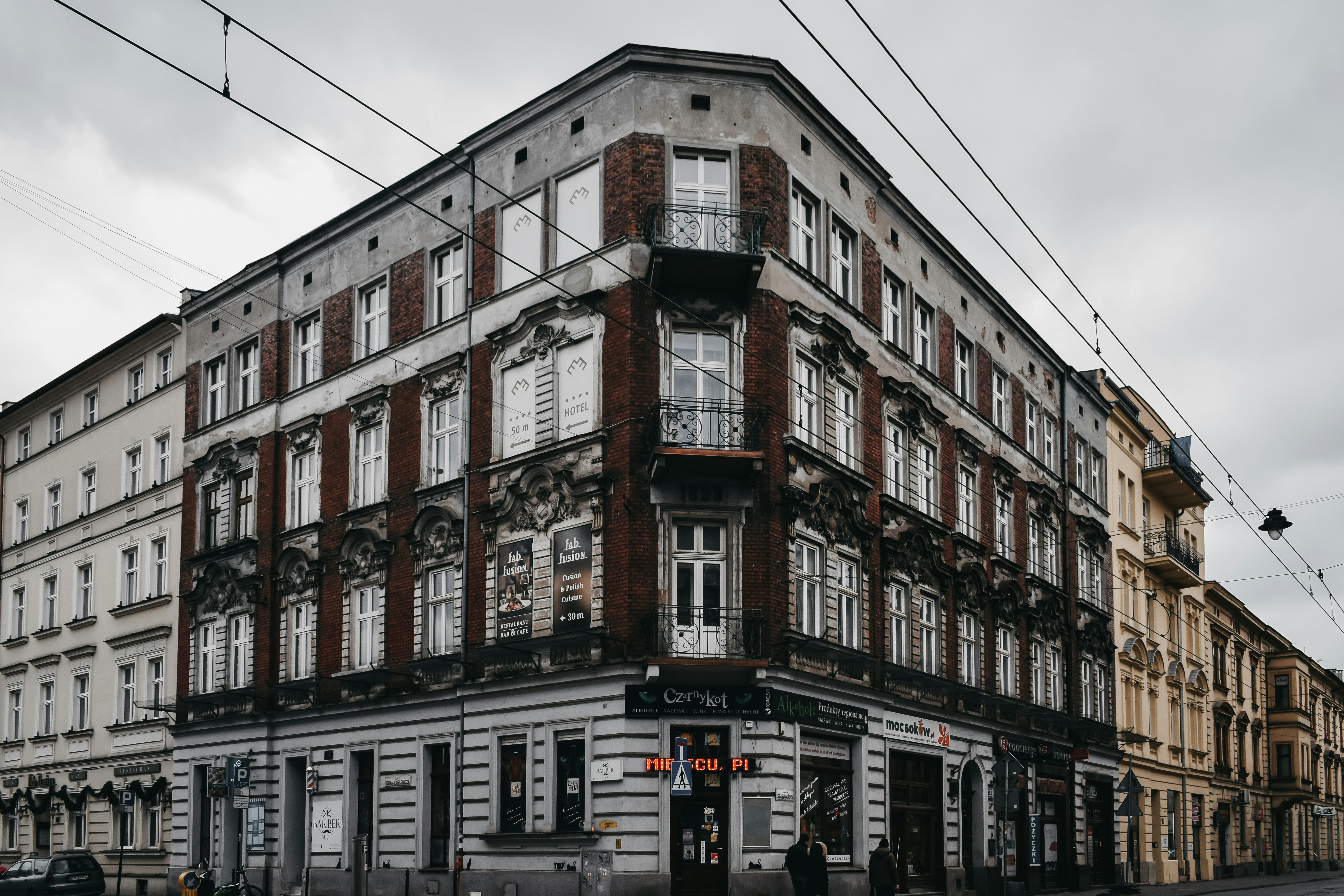 Photo by darya_tryfanava