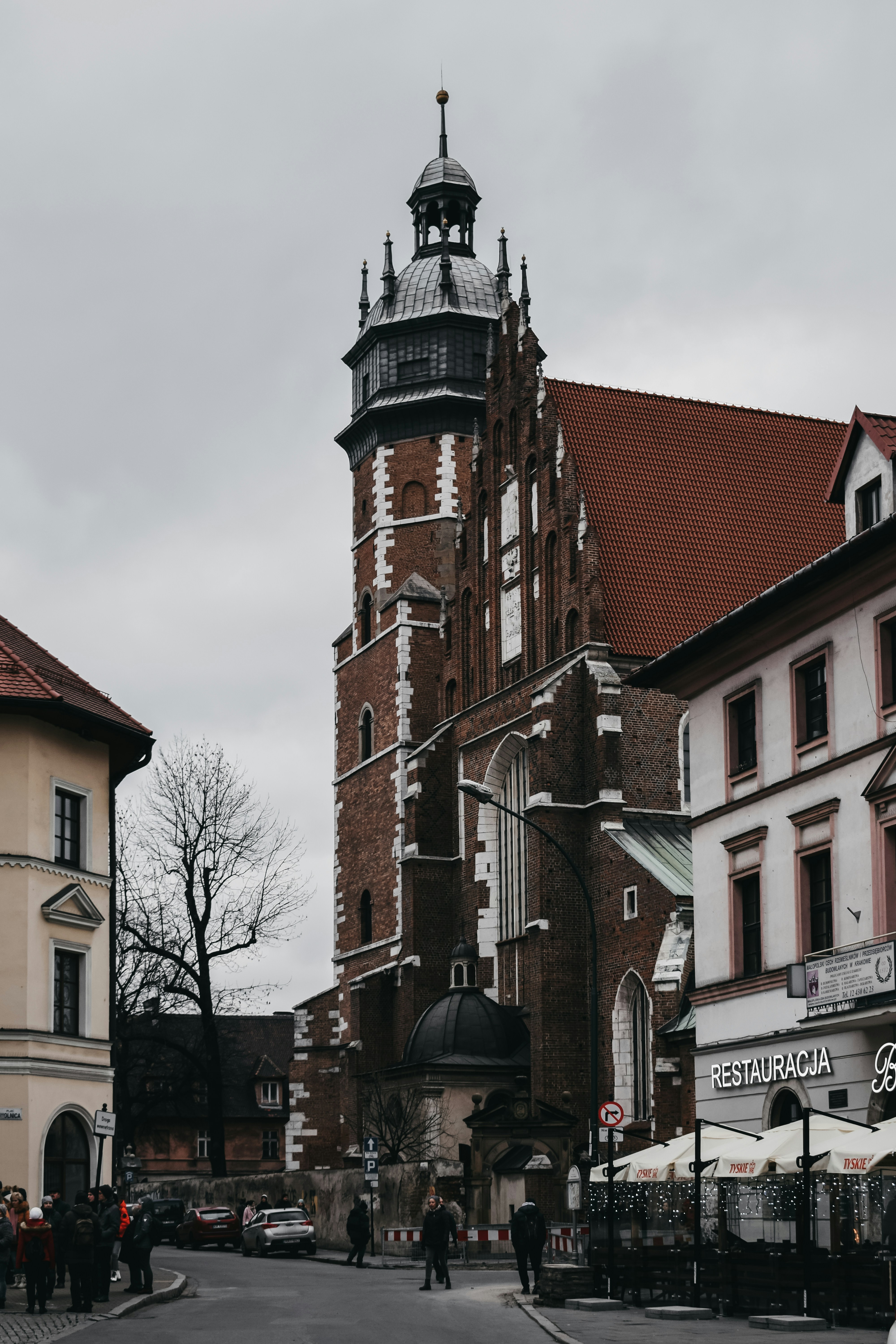 Photo by darya_tryfanava