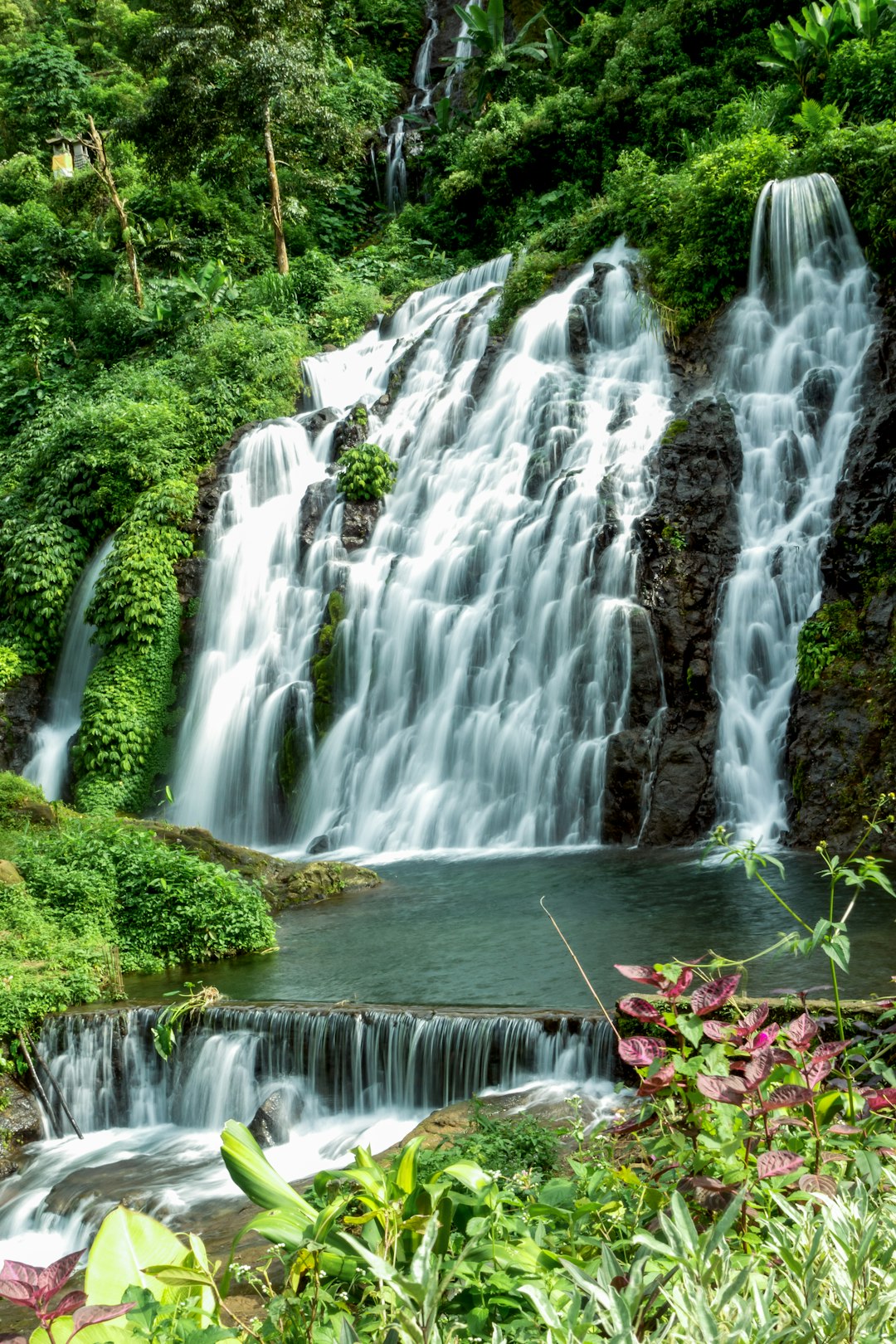 travelers stories about Waterfall in Ubud, Indonesia