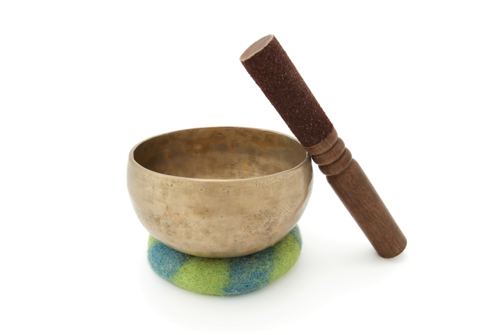 brown mortar and pestle