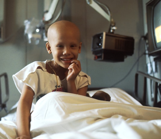 niño con cancer