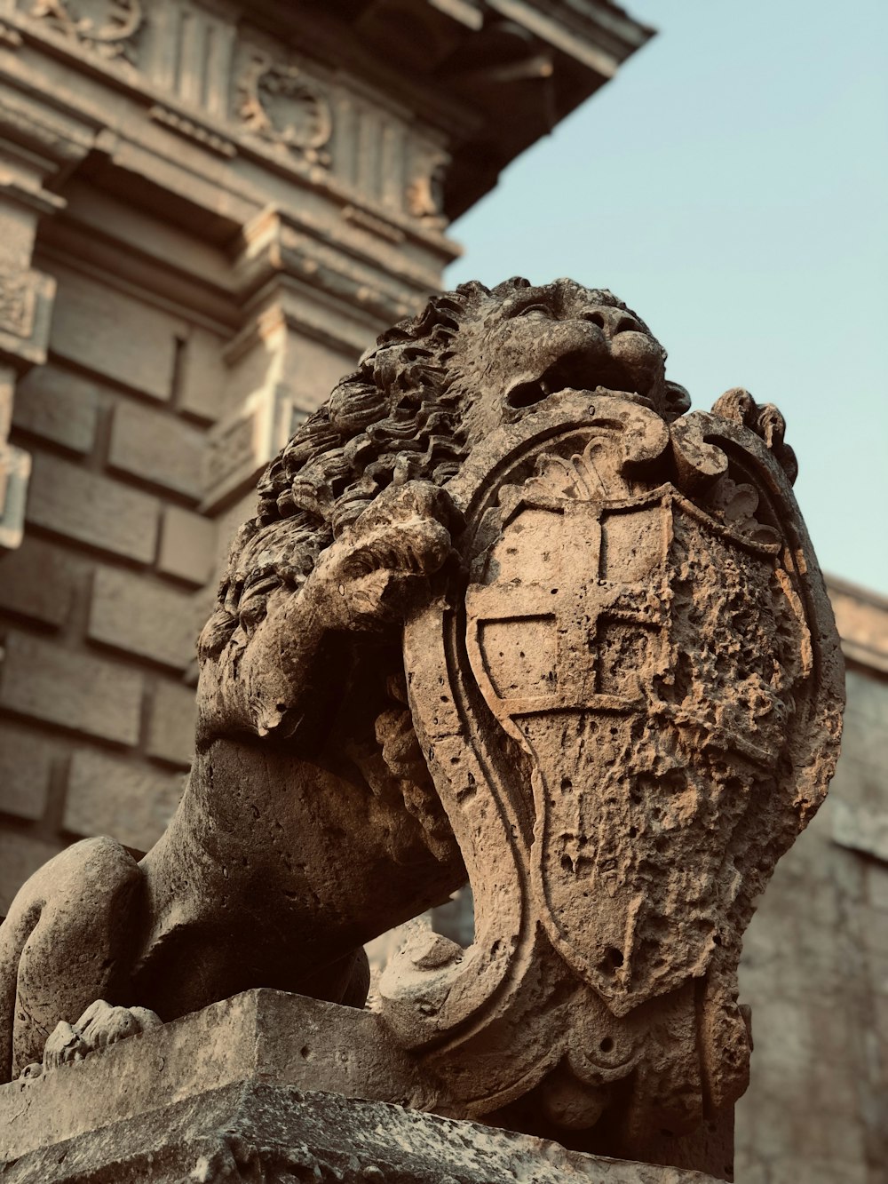 Statua del leone