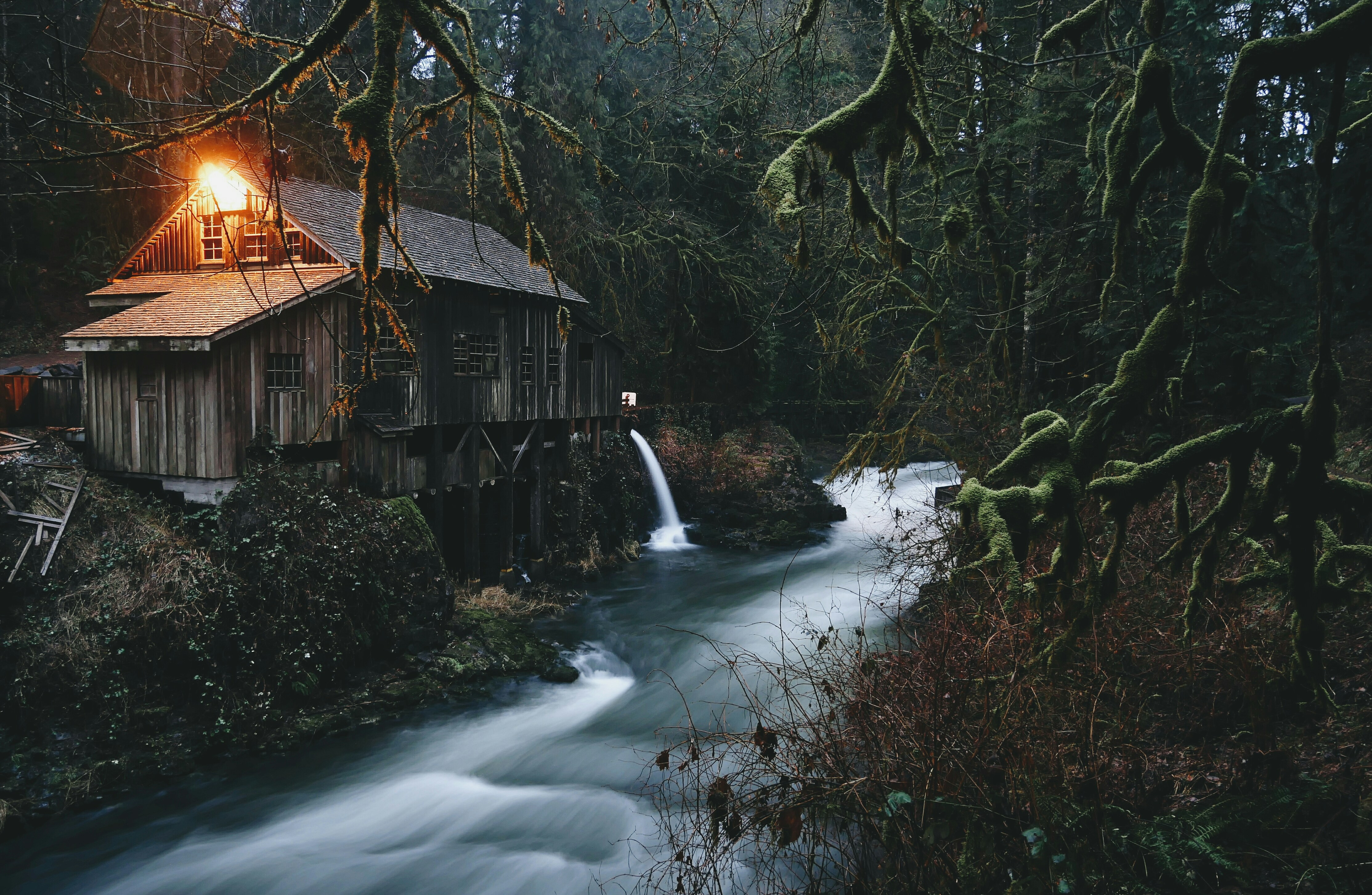 Photo by alekskuprfilmz