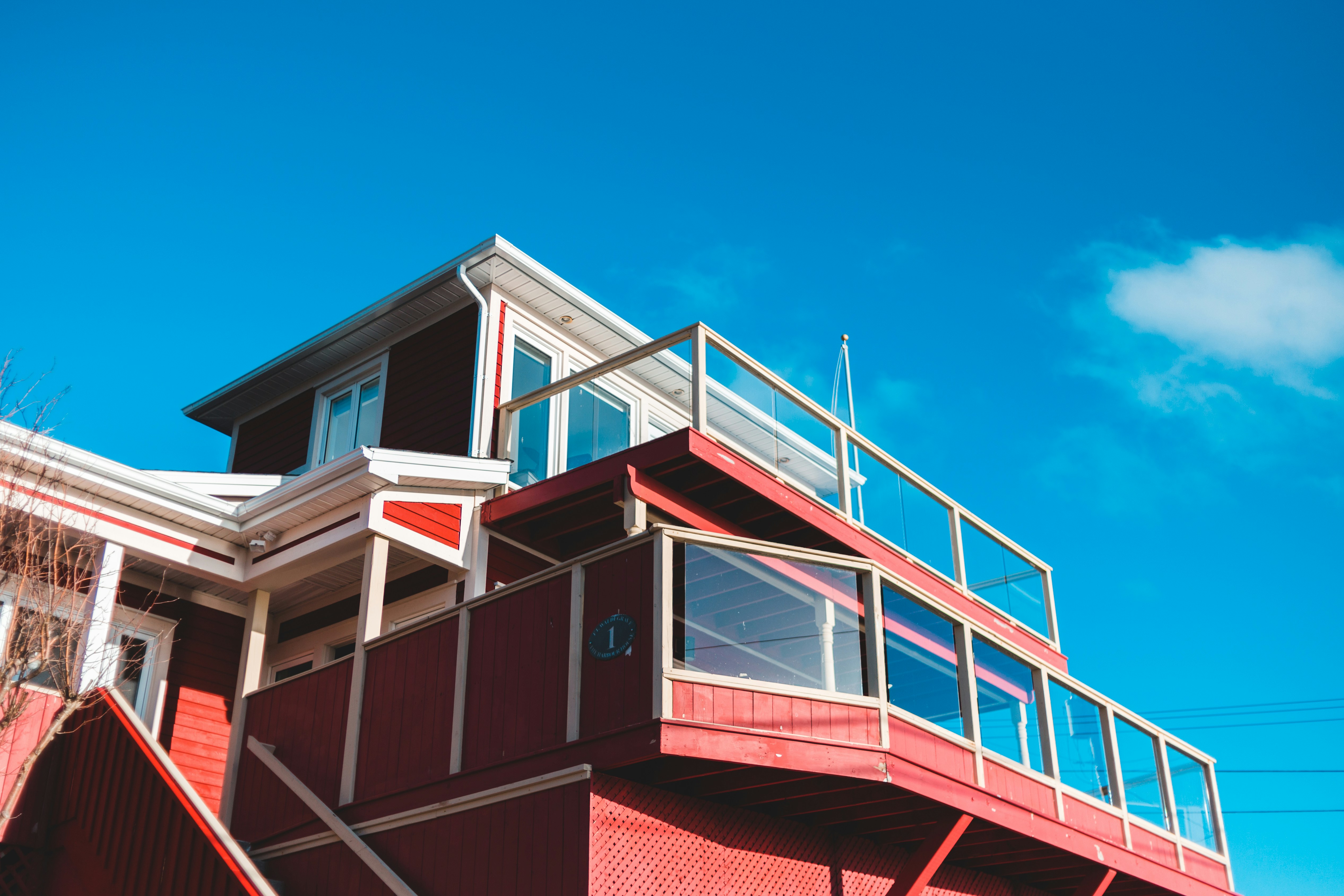 Photo by introspectivedsgn