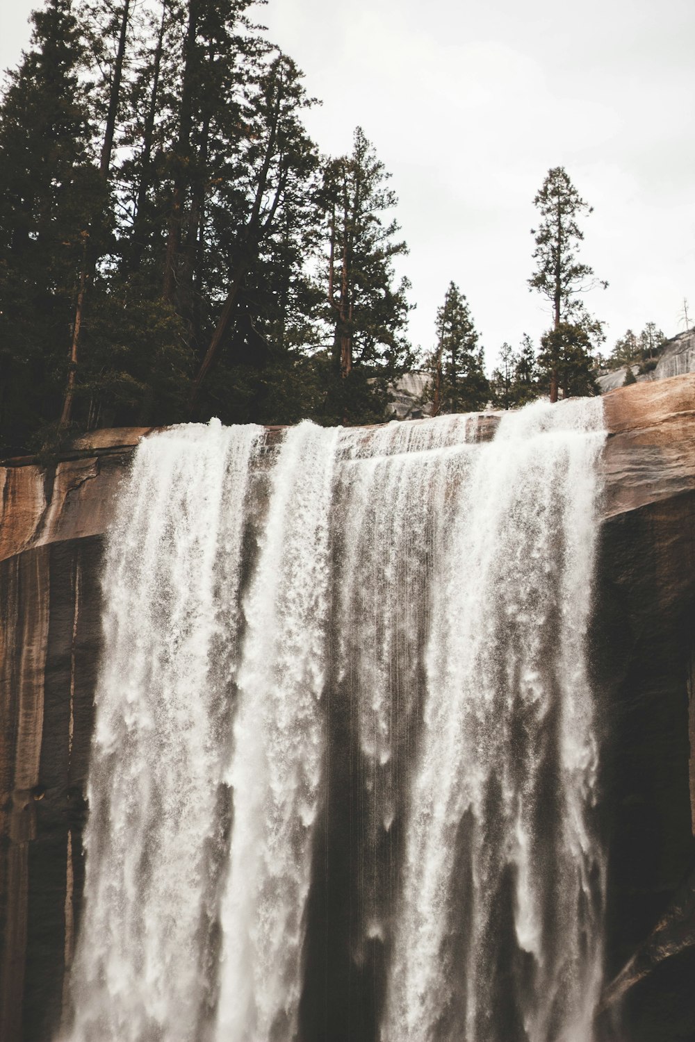 rocky waterfalls during day