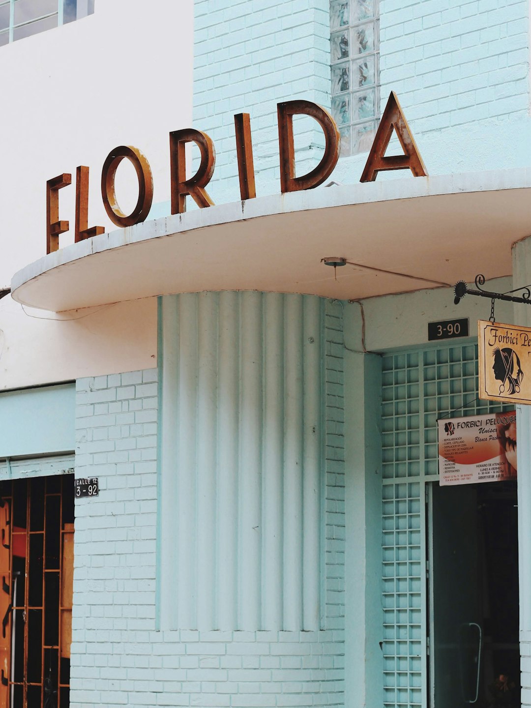 Florida signage on building during day