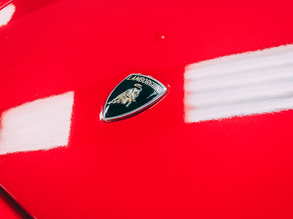 schwarzes Lamborghini-Logo