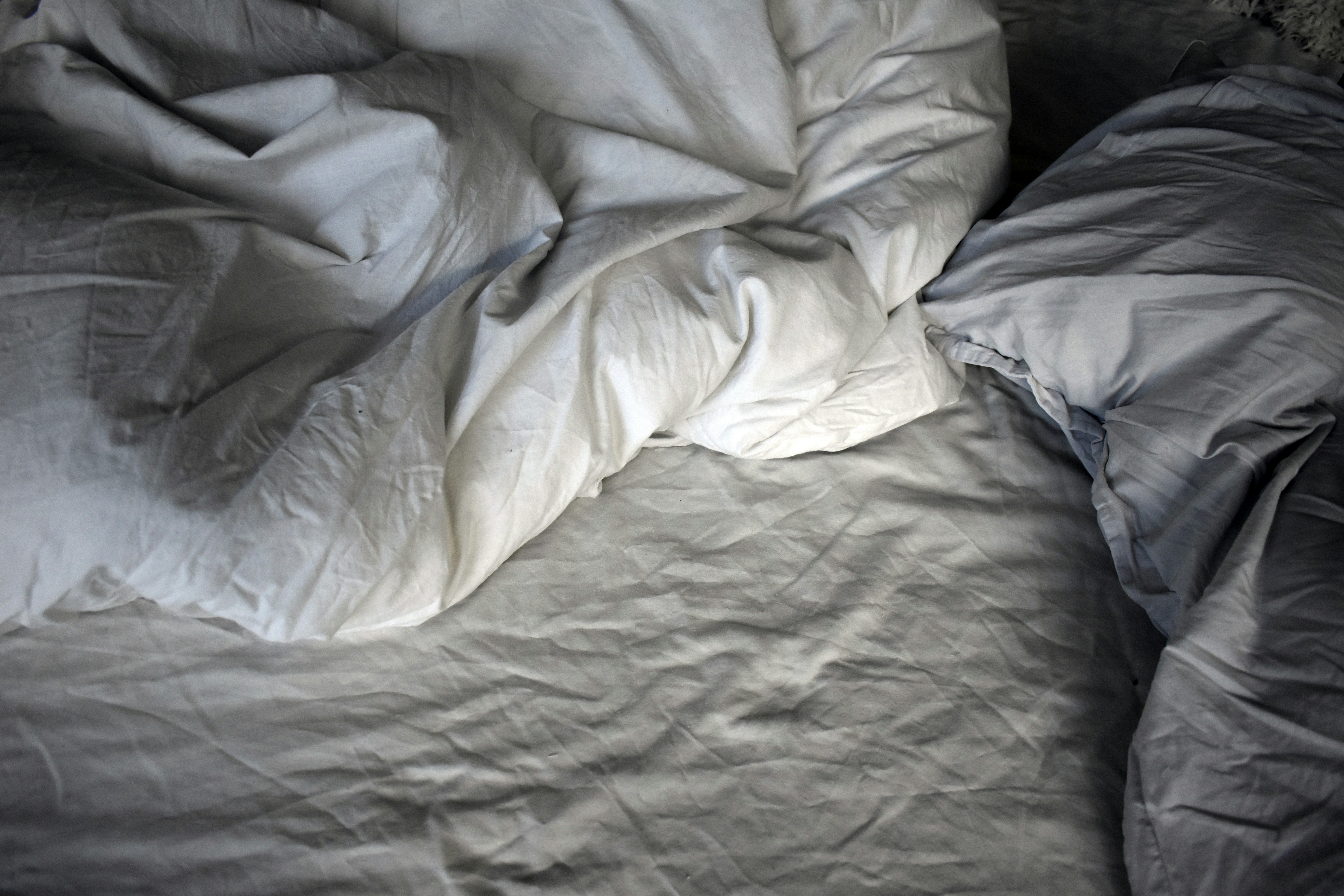 white bed comforter blanket teams background