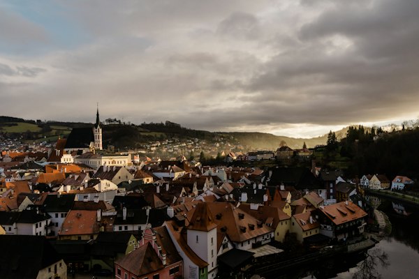 Houses under grey sky — Český Krumlov, Czech Republic