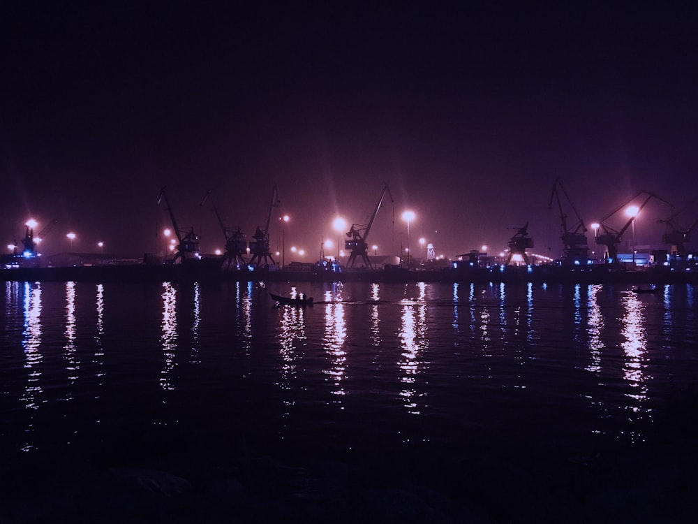 Landschaftsfotografie von Stadtlandschaften in der Nacht