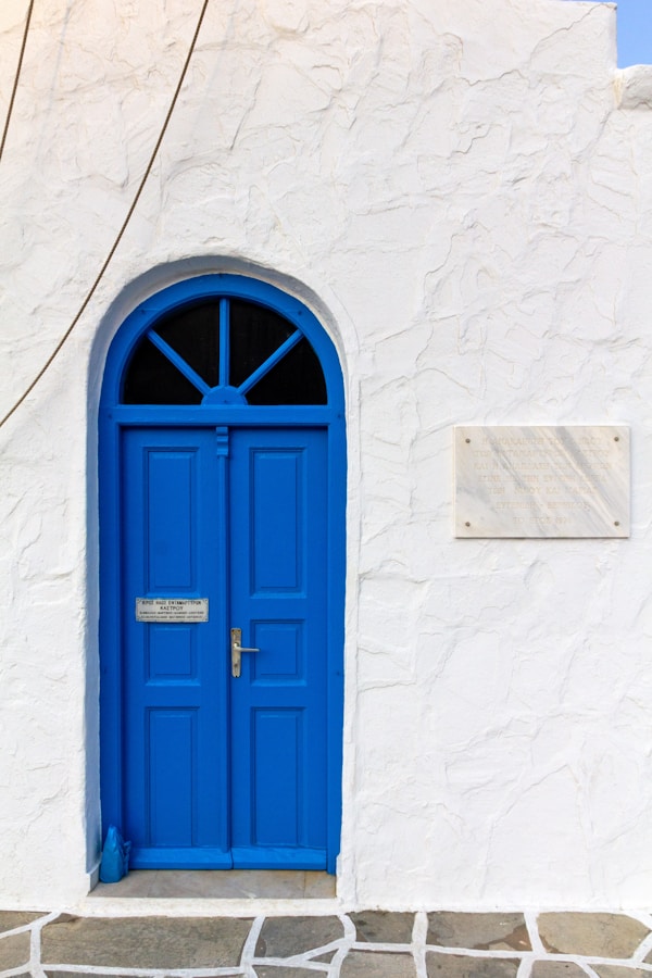 Sifnos Travel Guide: Explore the Serene Beauty