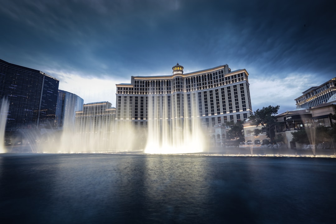 outdoor fountain outside the building, Bellagio Fountains