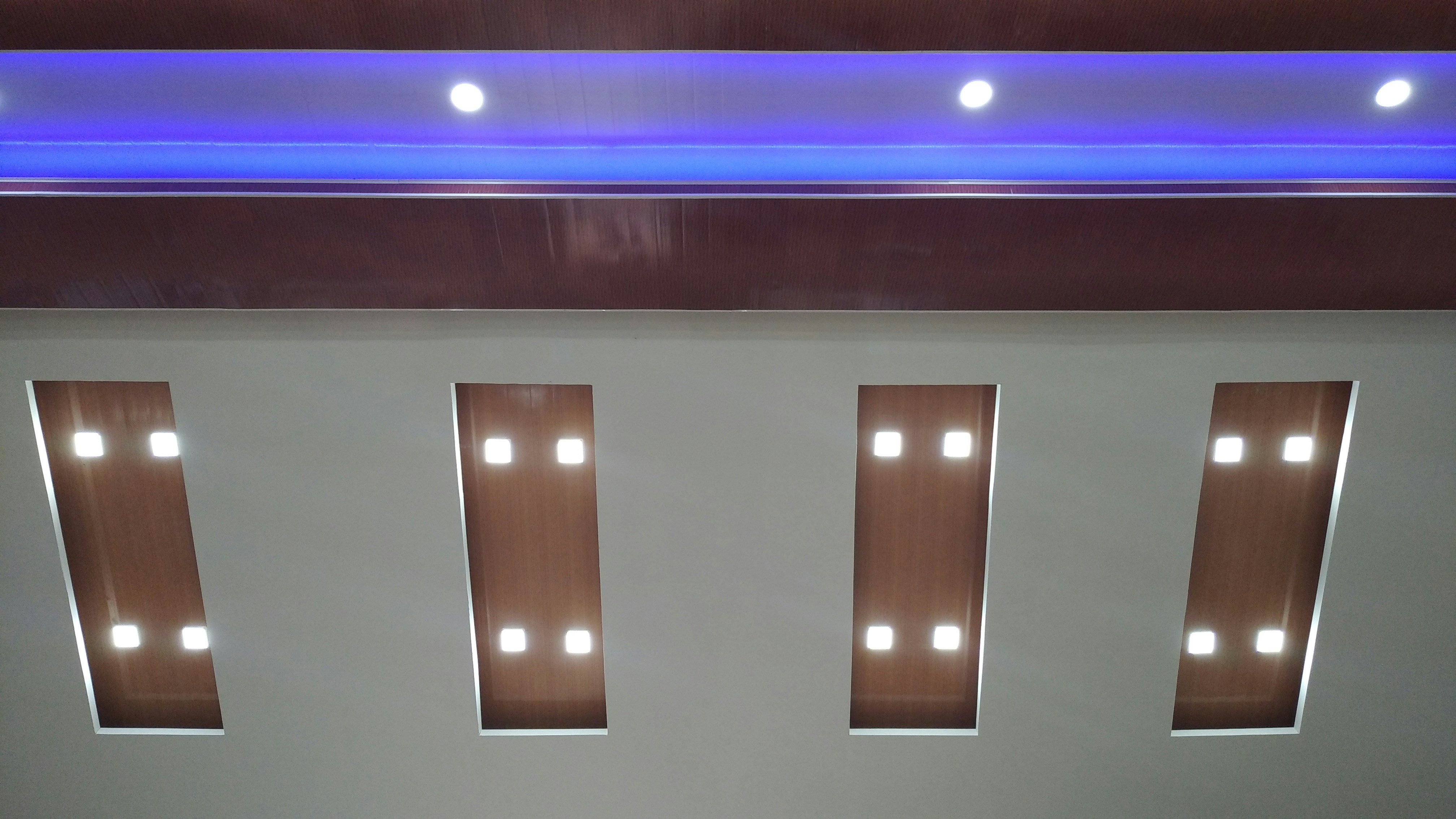 Premium Metal Grid Ceilings