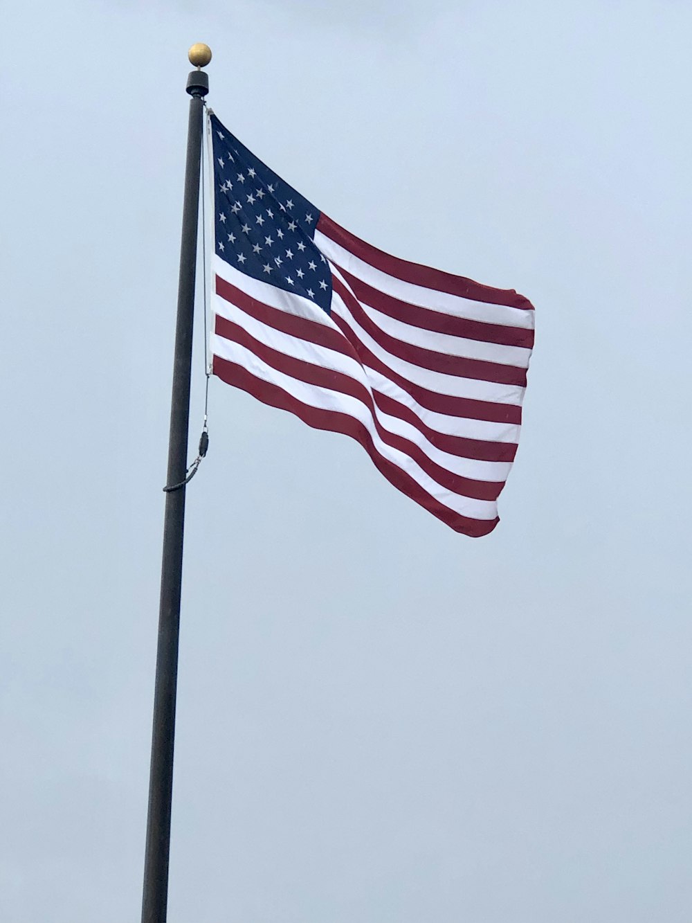 bandera de América en el mástil