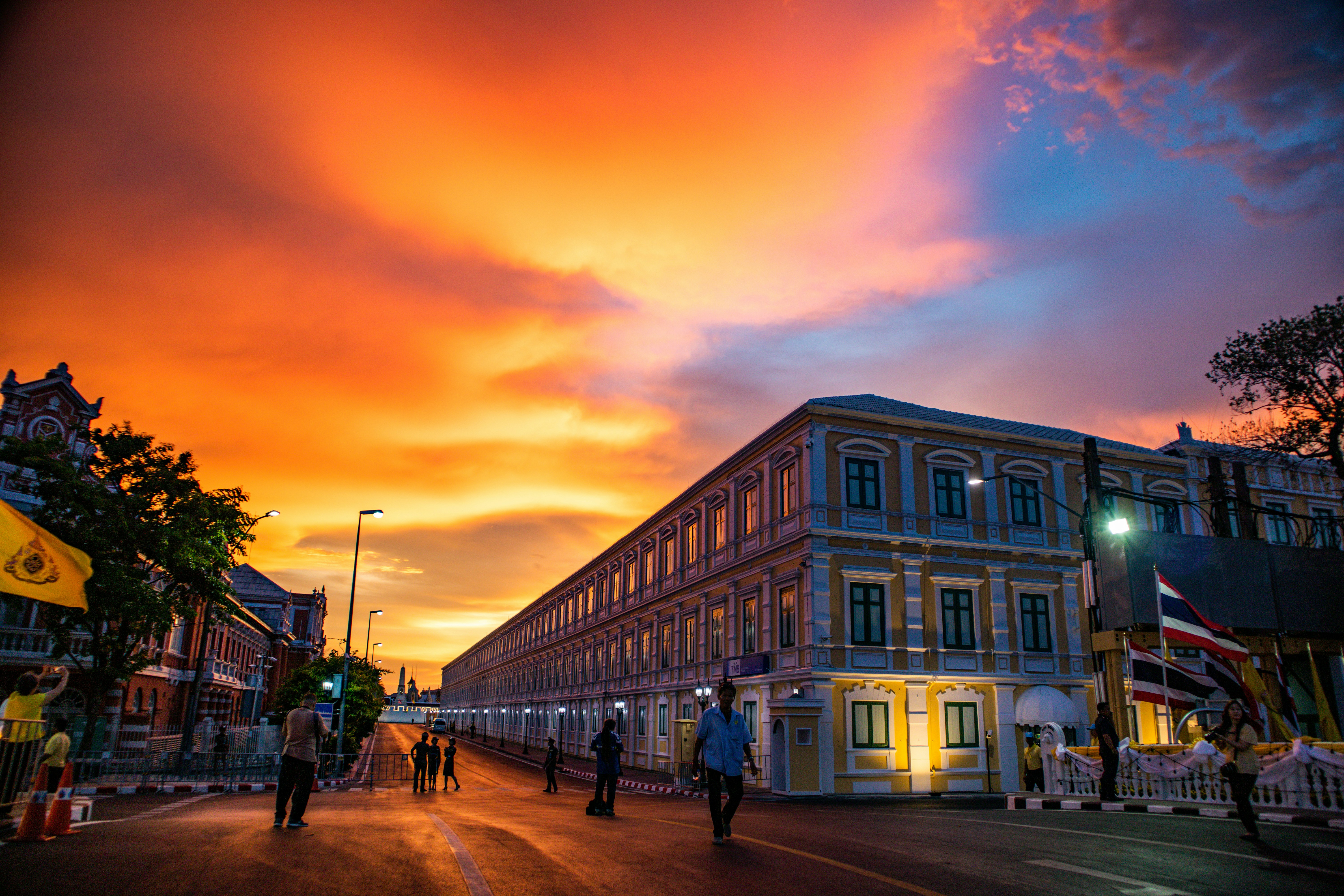 Vibrant Havana Sunset