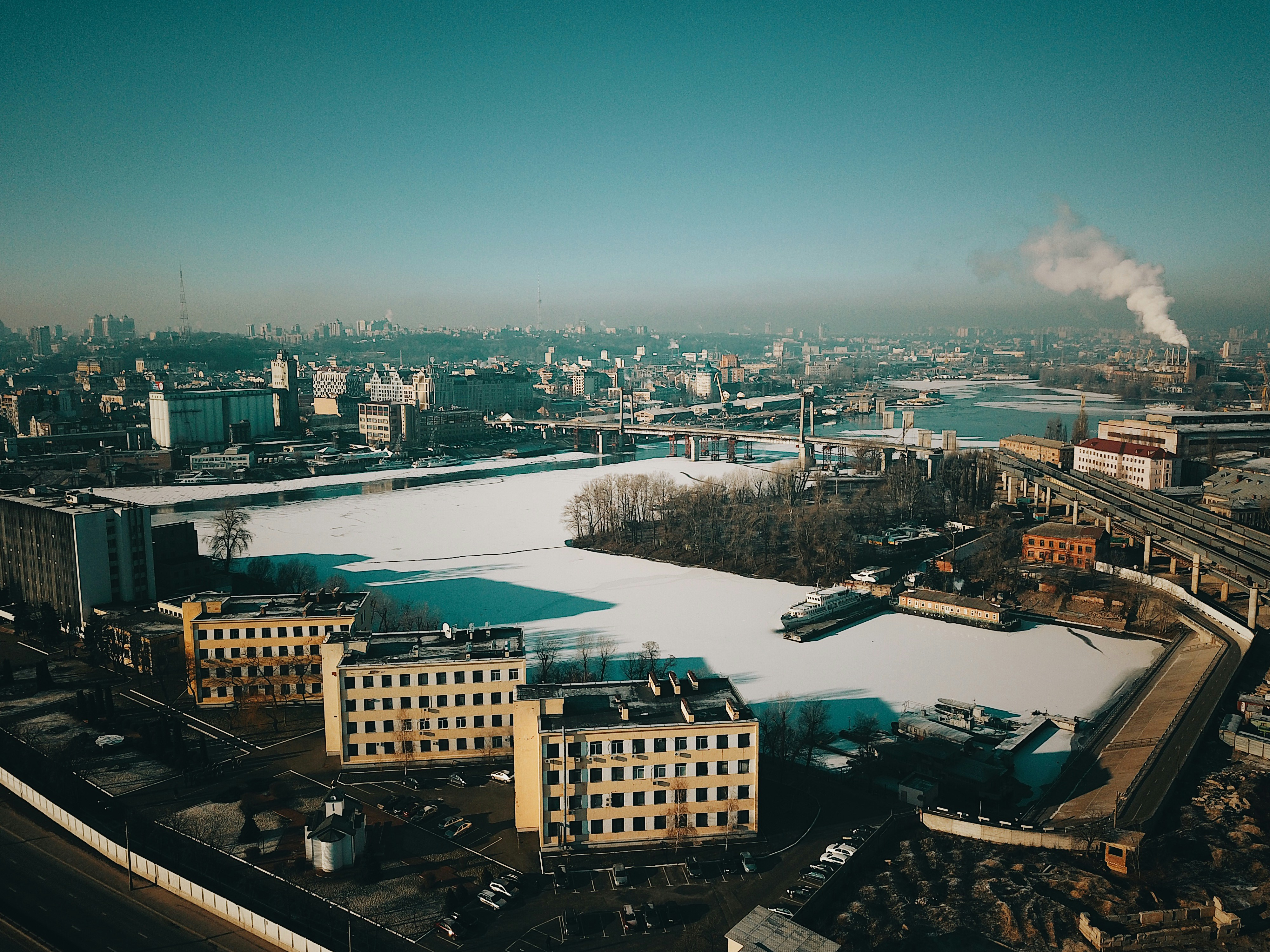 Photo by zamedyanskiy