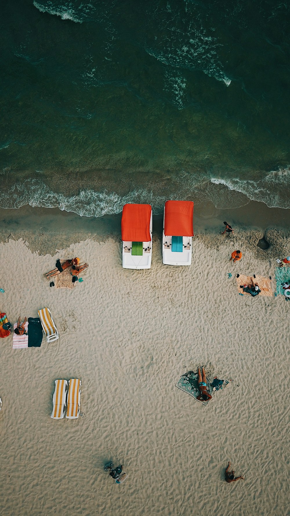 aerial photo of people at beach
