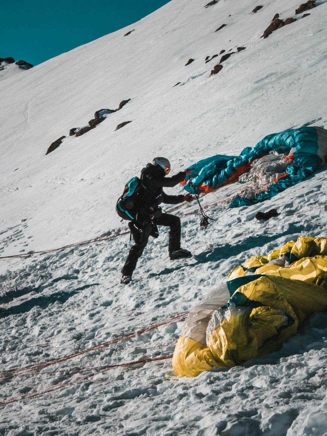 photo of Luz-Saint-Sauveur Mountaineering near Pic de Néouvielle