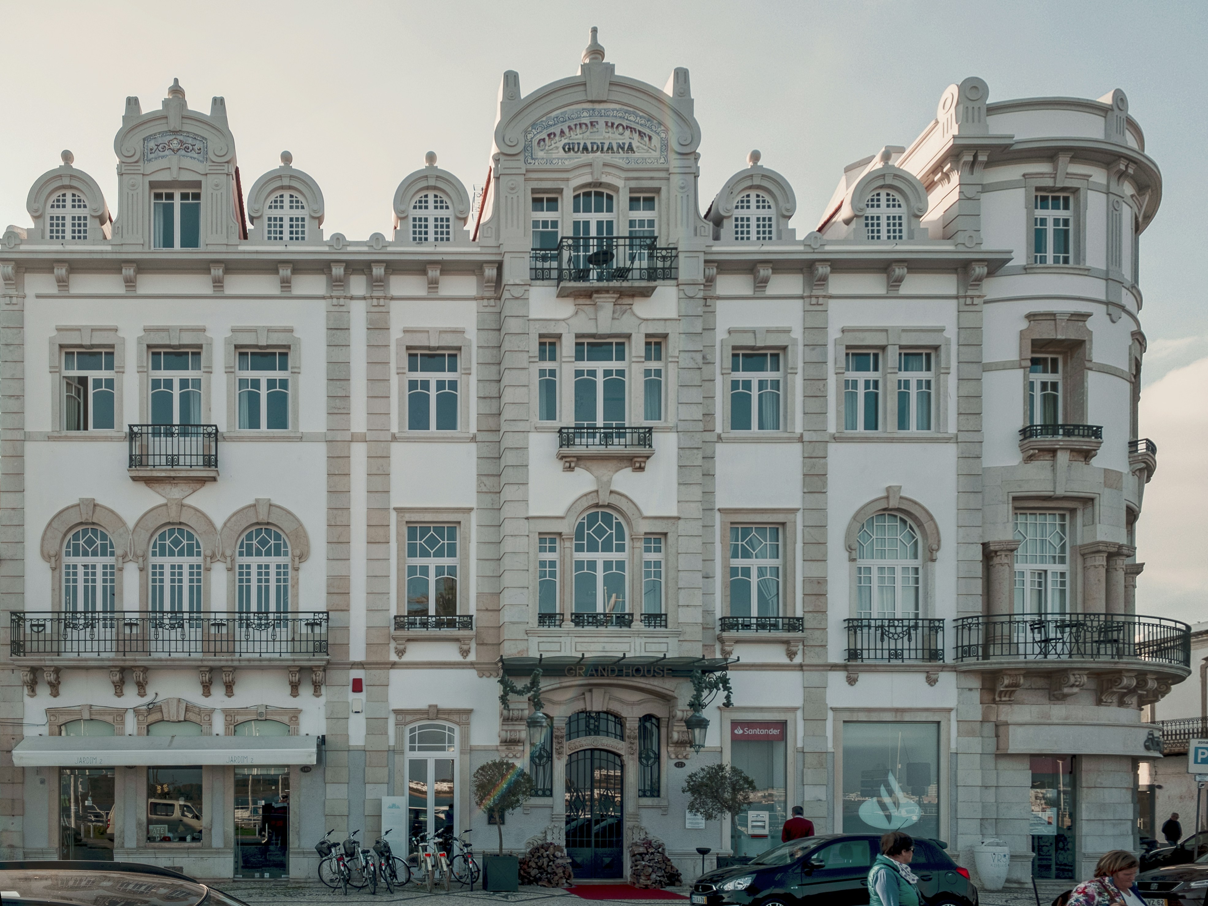 Photo by adrianmlopez