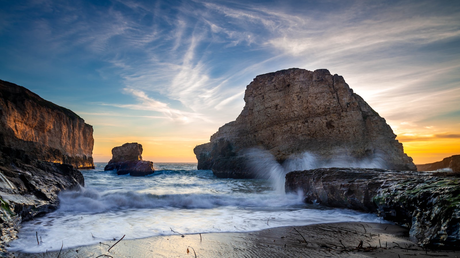 Nikon D800E + Tamron SP AF 10-24mm F3.5-4.5 Di II LD Aspherical (IF) sample photo. Photography of rock formation photography