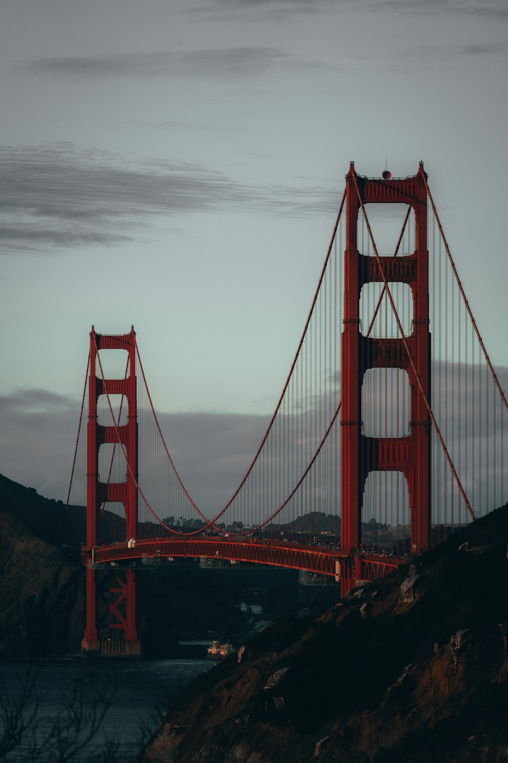 the golden gate bridge in san francisco, california