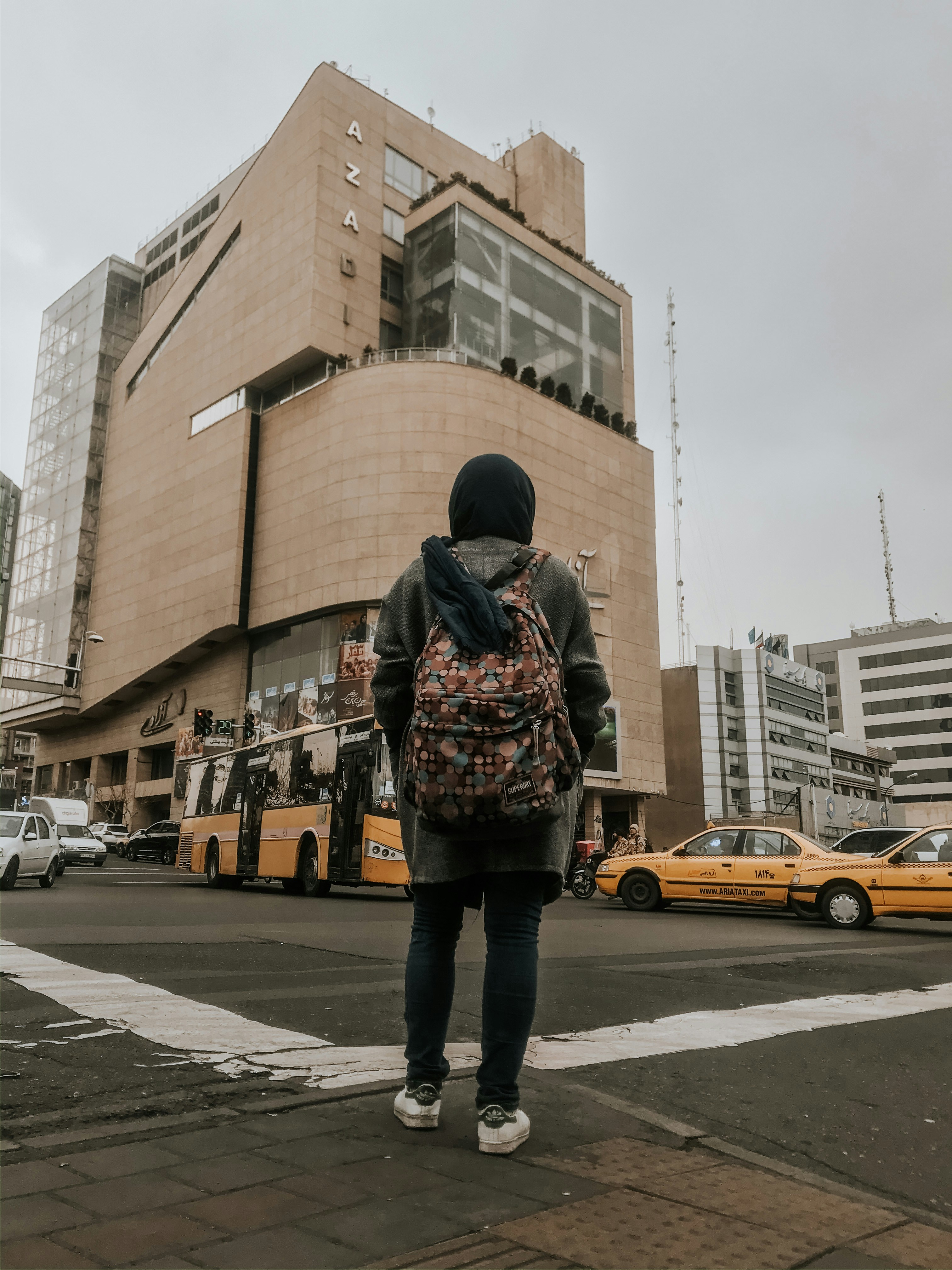 Photo by eynnajafi