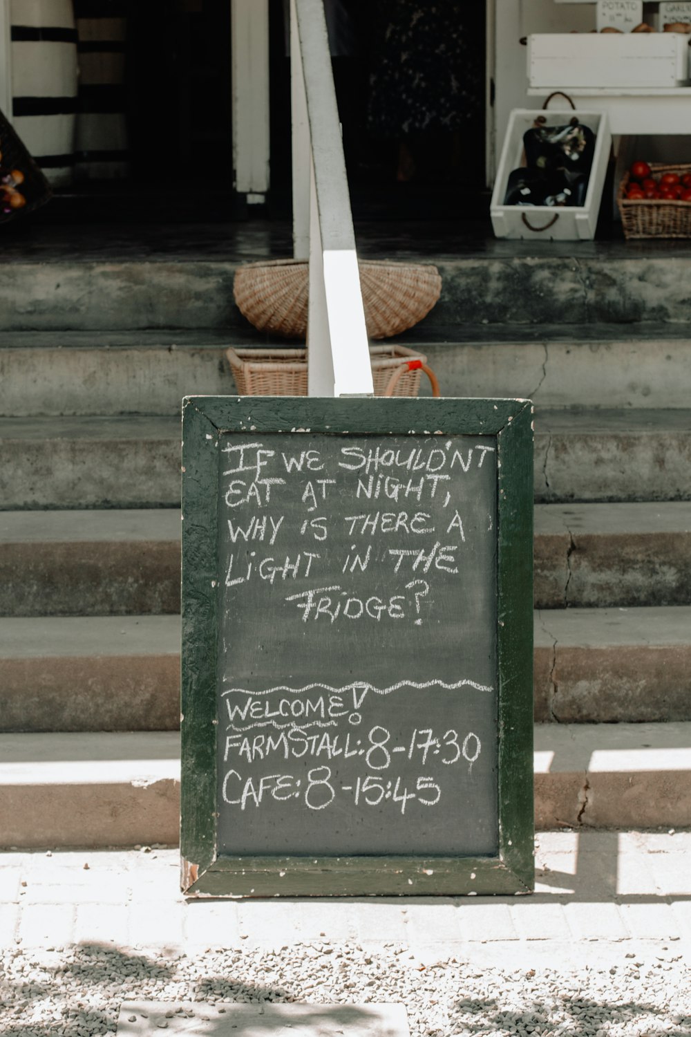 shallow focus photo of chalkboard