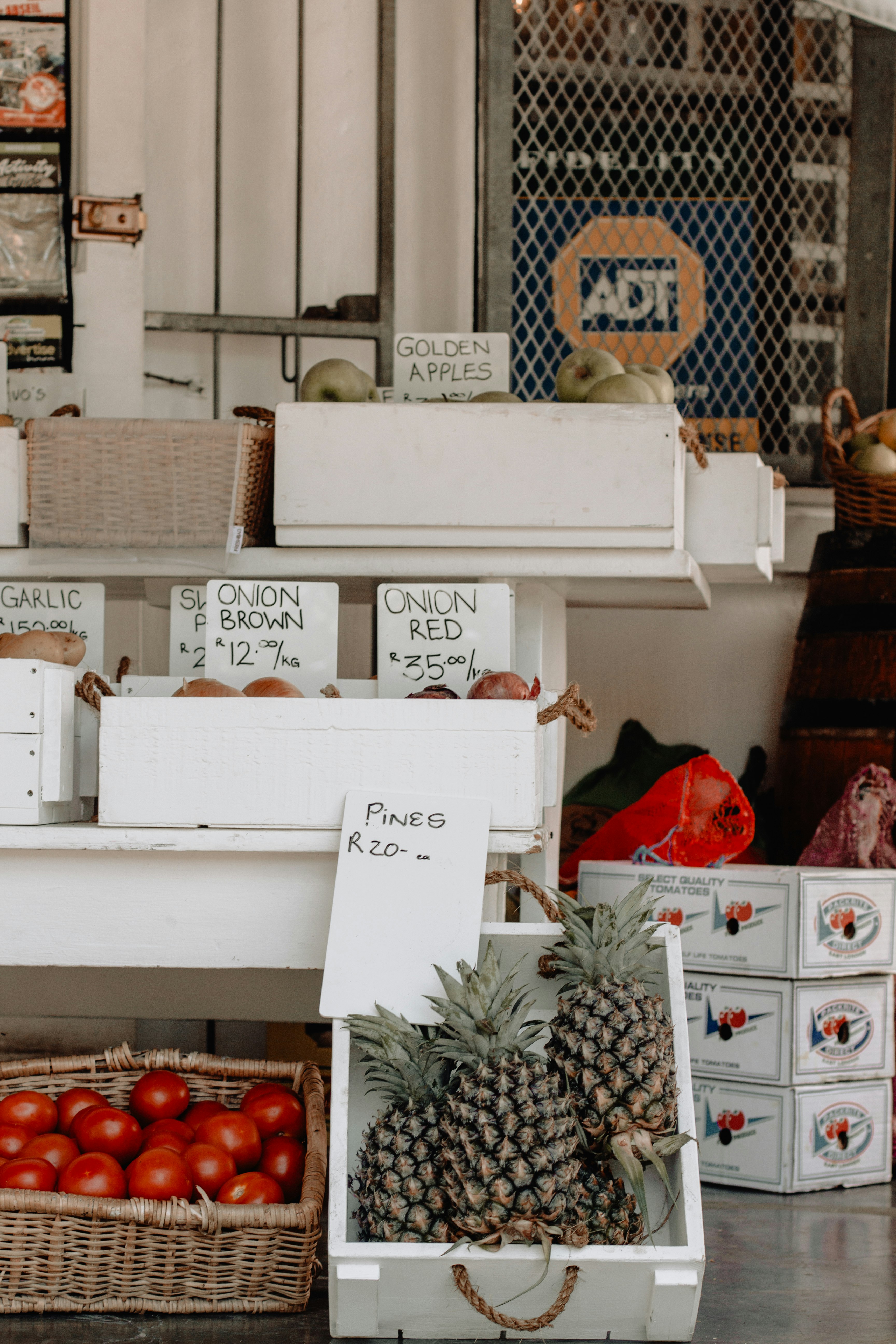 Next stop...our favourite padstal - Thyme and Again. We stop here every time we drive through Plett, their coffee is great and they make the best Carrot Cake I've tasted (next to my sisters - hers is the absolute best.)