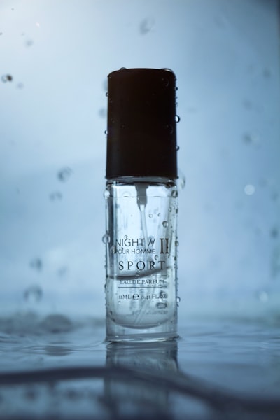 photo-1578927329695-41e1c4112d7c?q=80&w=400