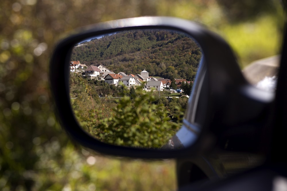 black vehicle side mirror