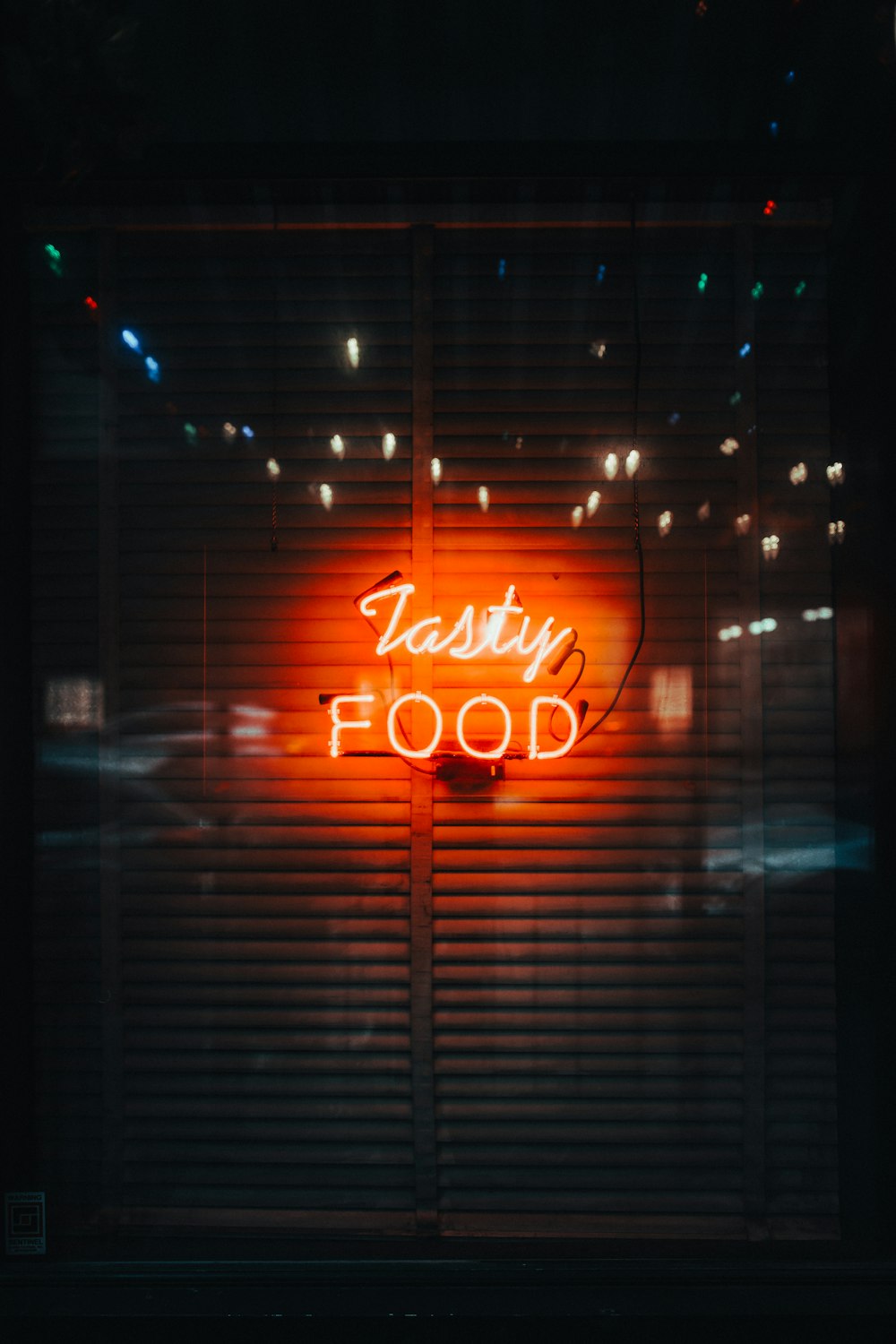 Tasty Food neon signage