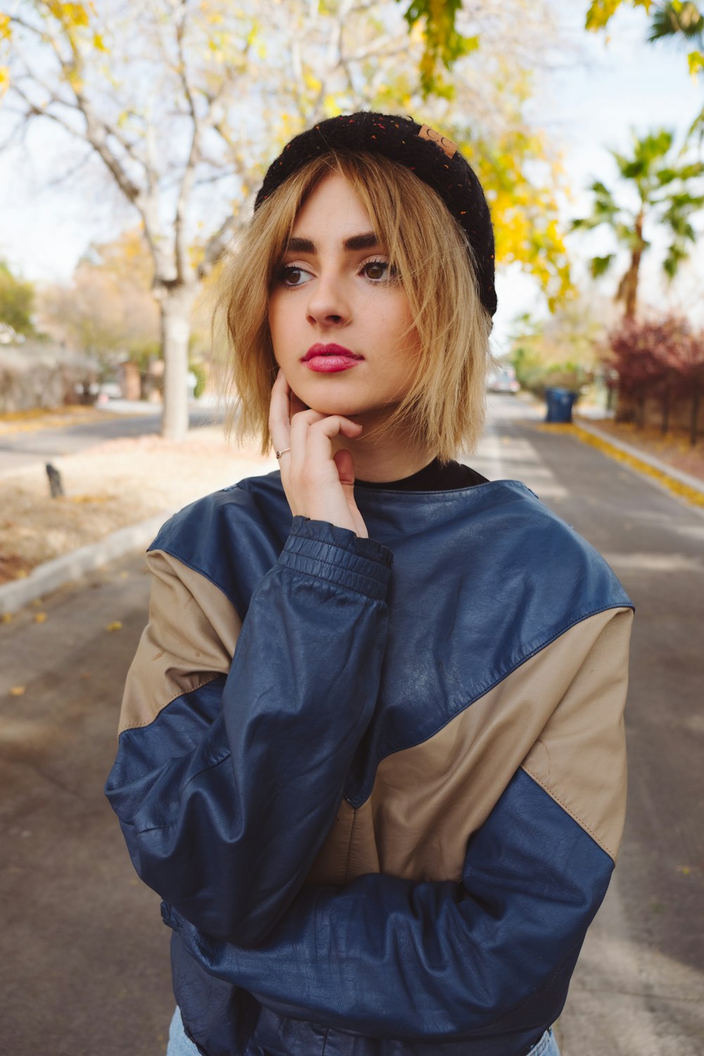 femme dans la rue