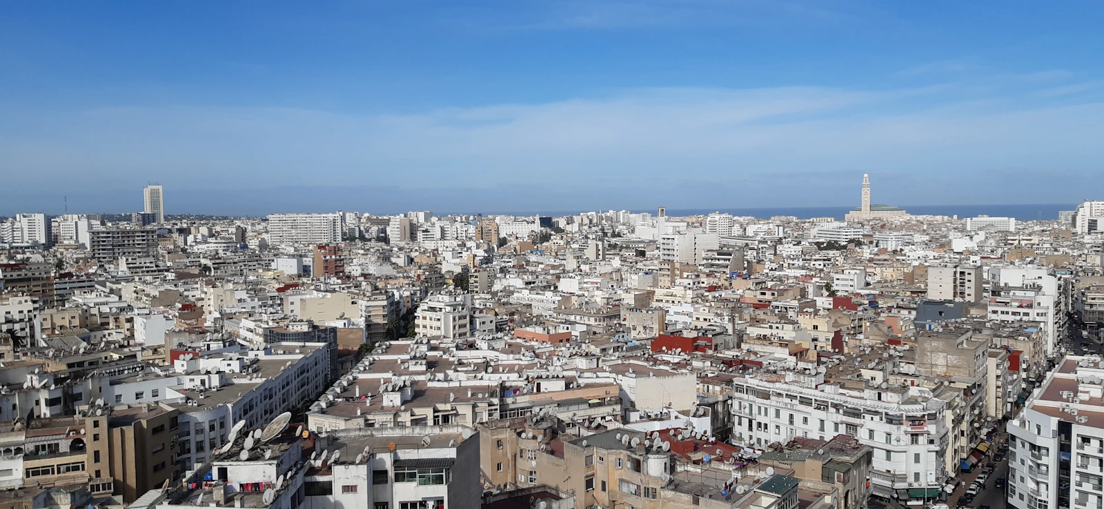 Vue aérienne des immeubles résidentiels du quartier Anfa à Casablanca