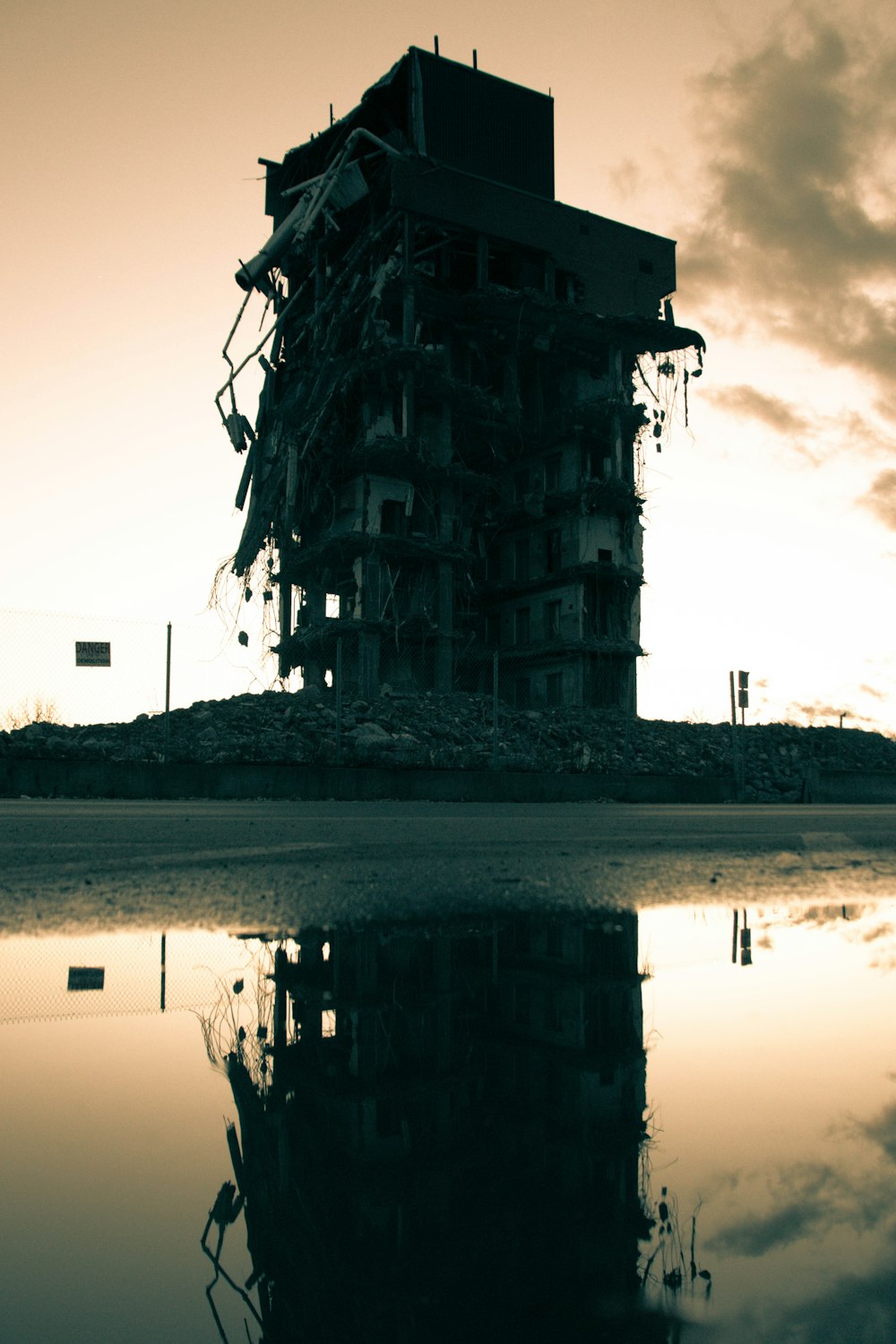 photography of ruin building during daytime