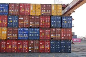 intermodal container lot