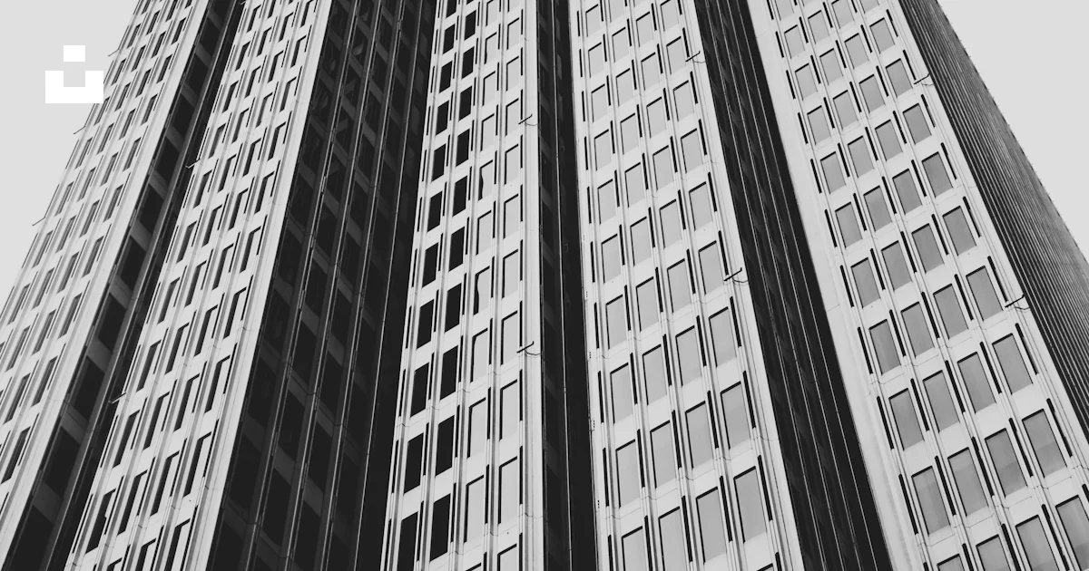 Grey High Rises Gray high-rise bbuilding photo – Free Grey Image on Unsplash