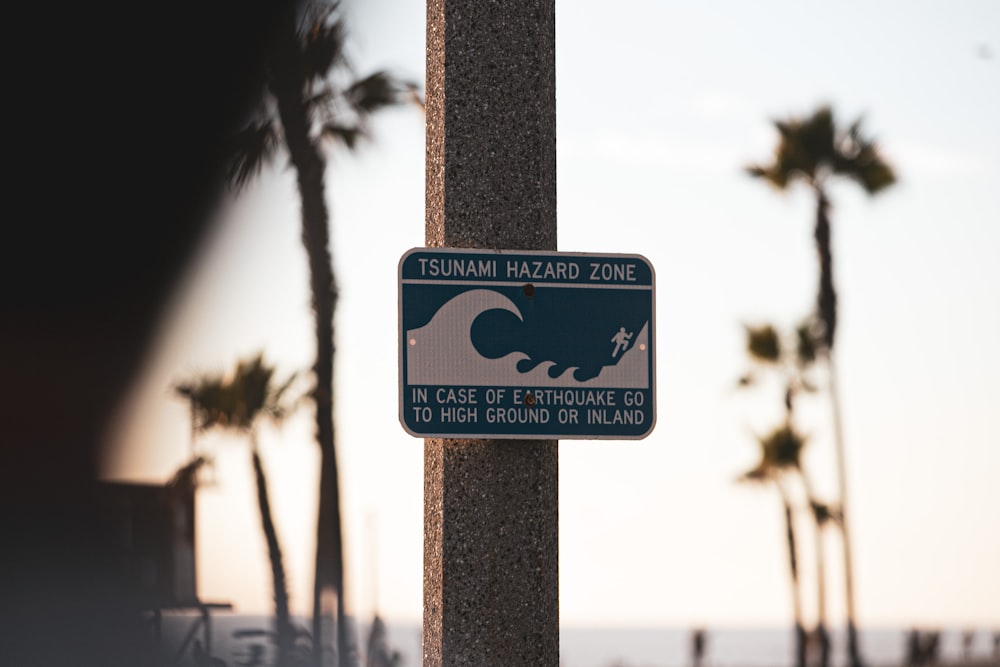 tsunami hazard zone signage