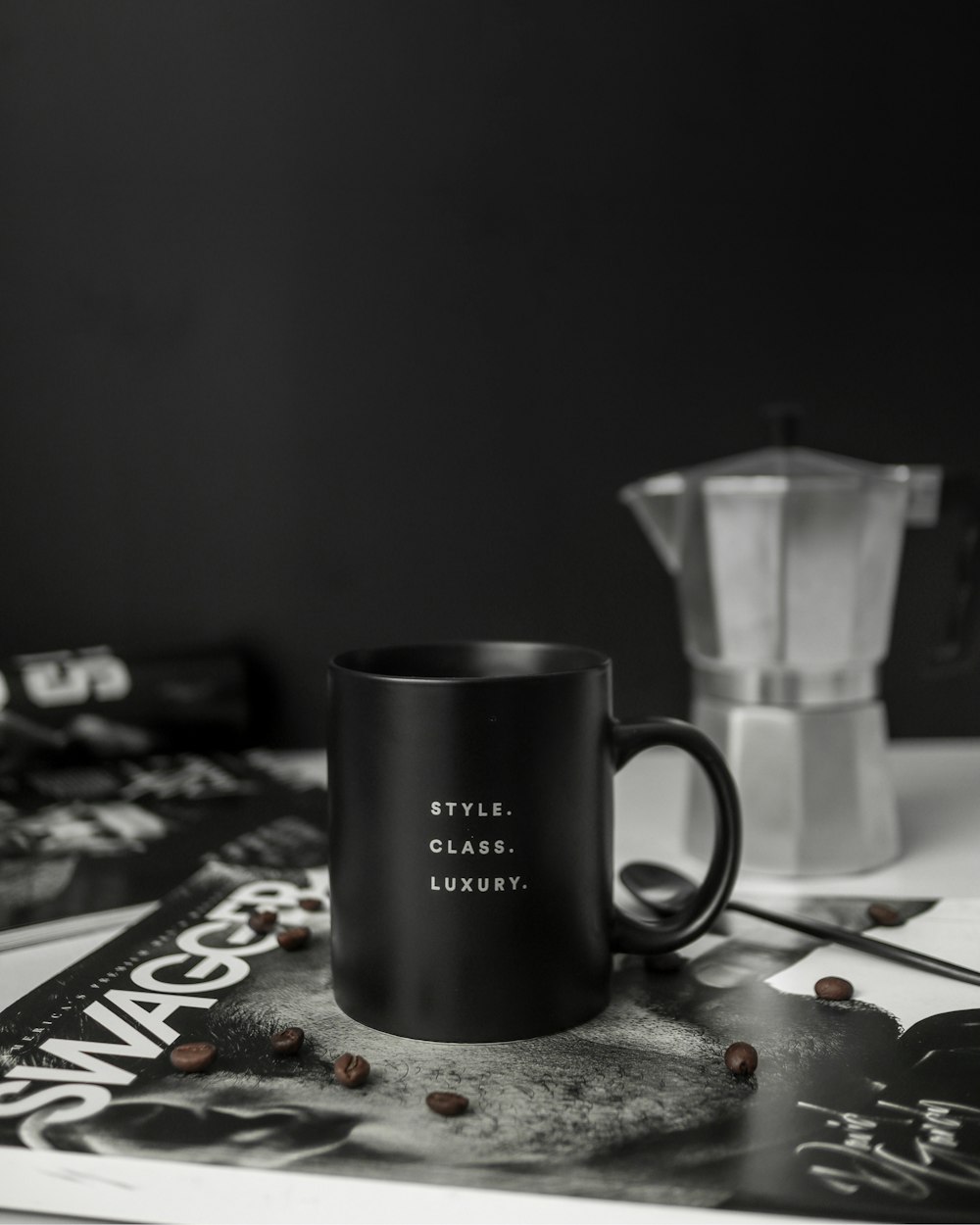 black ceramic mug