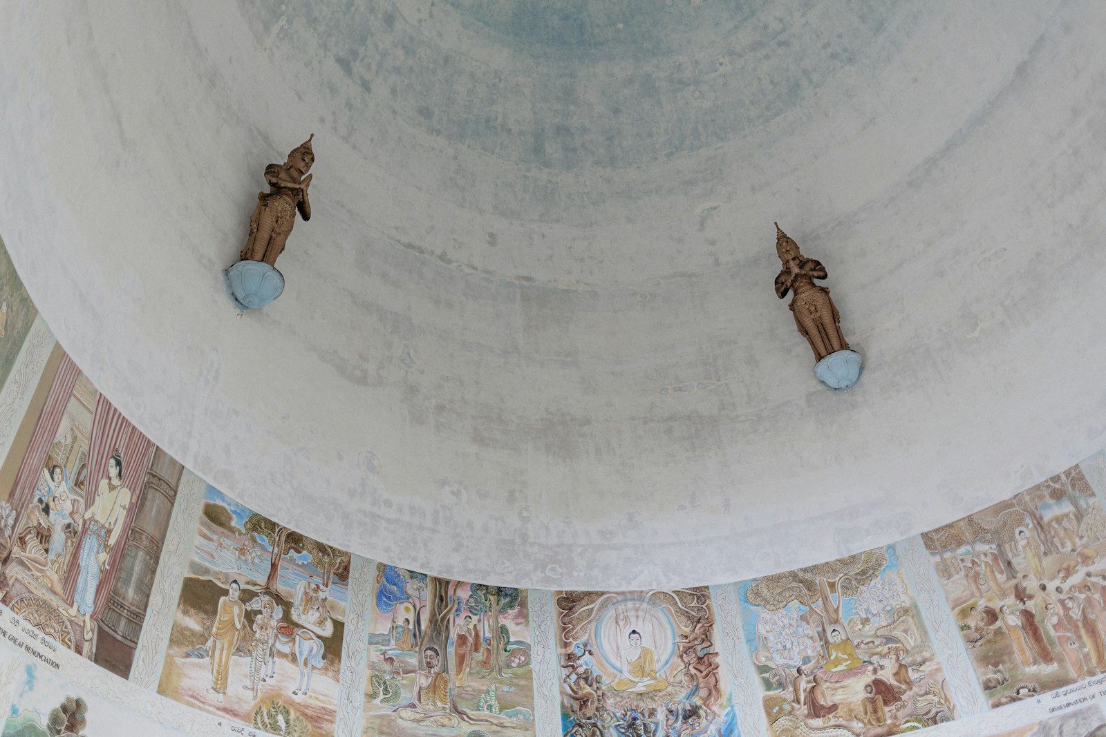 Canon EOS 5D Mark III + Canon EF 35mm F2 IS USM sample photo. Dome ceiling with paintings photography