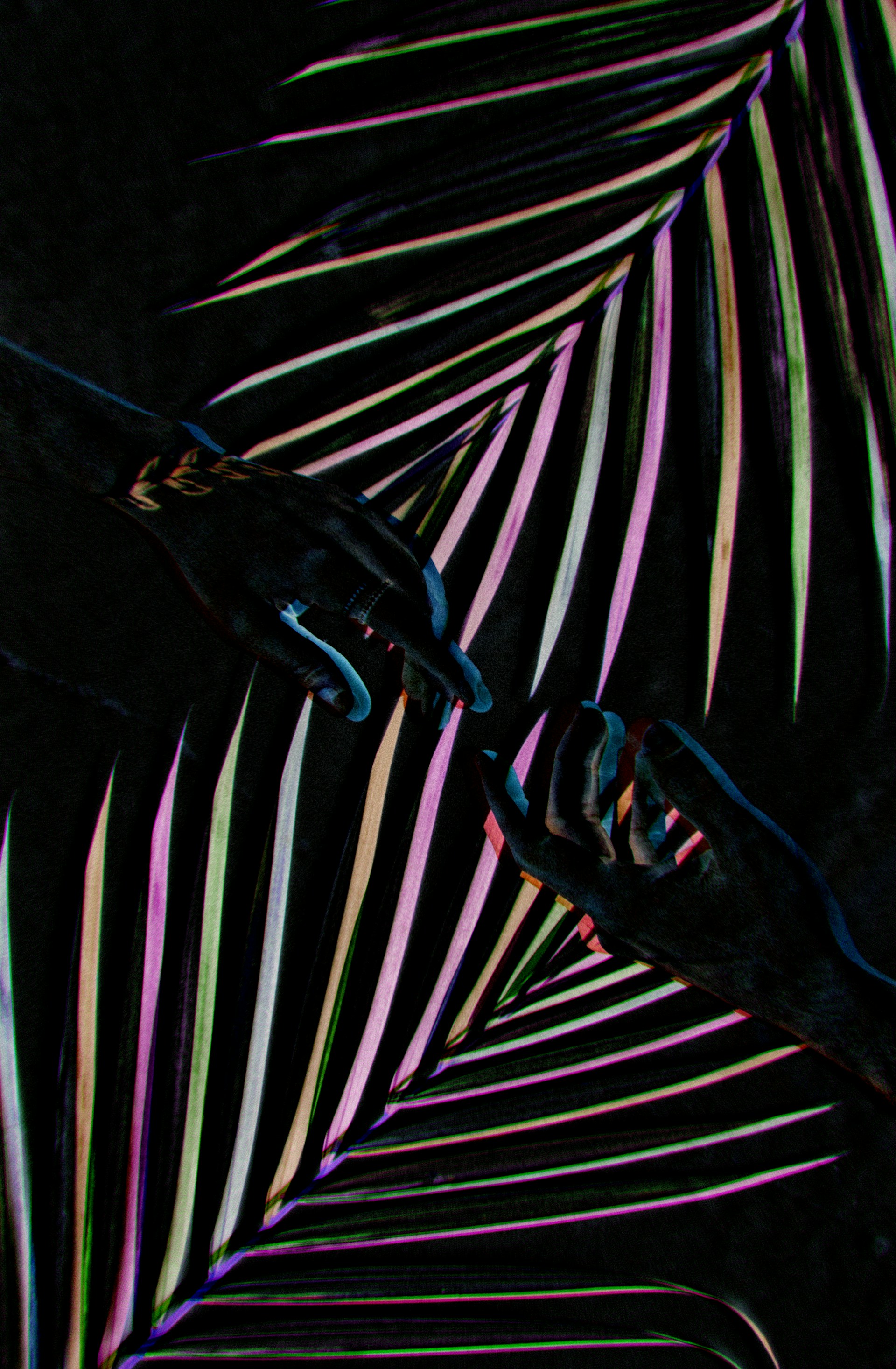 gray computer monitor