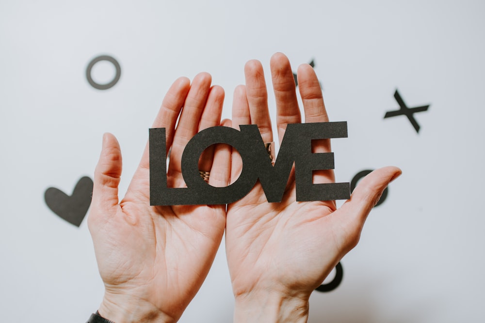 Love Hate Pictures Download Free Images On Unsplash
