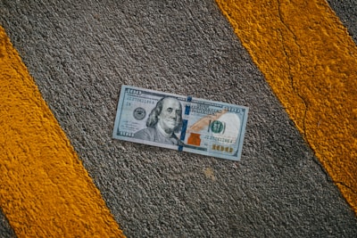 100 US Dollar banknote