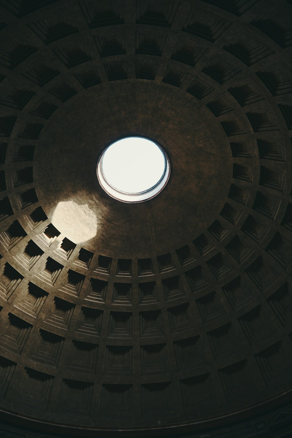 building interior photograph