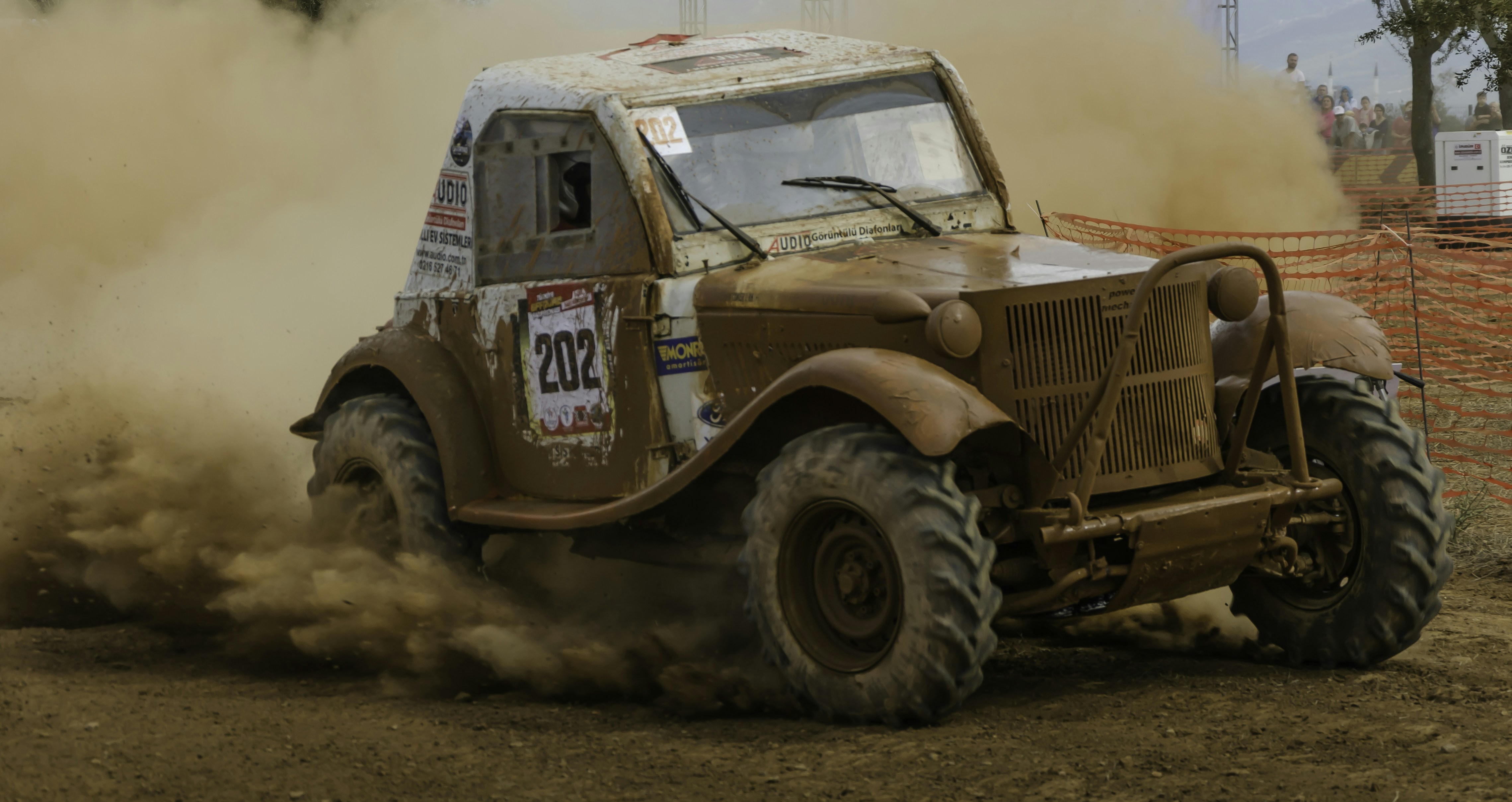 brown off-road vehicle