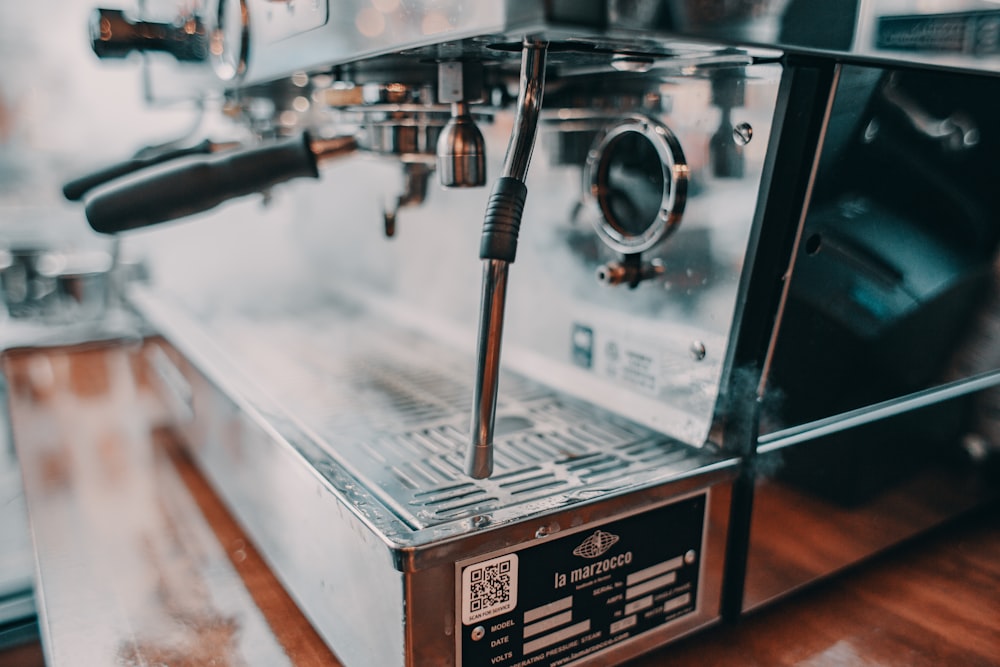 black and gray coffeemachine