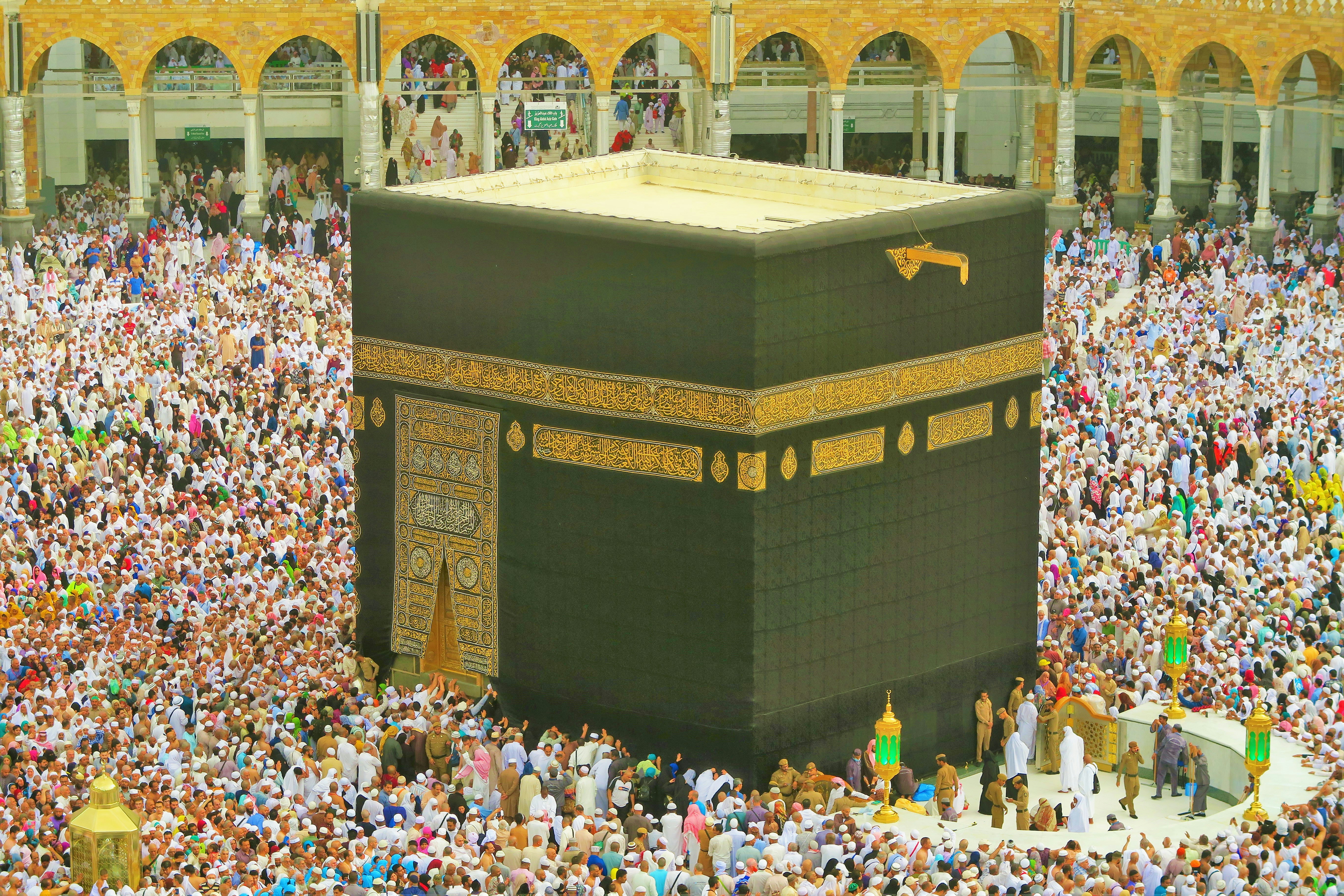 Suasana di Tanah Suci