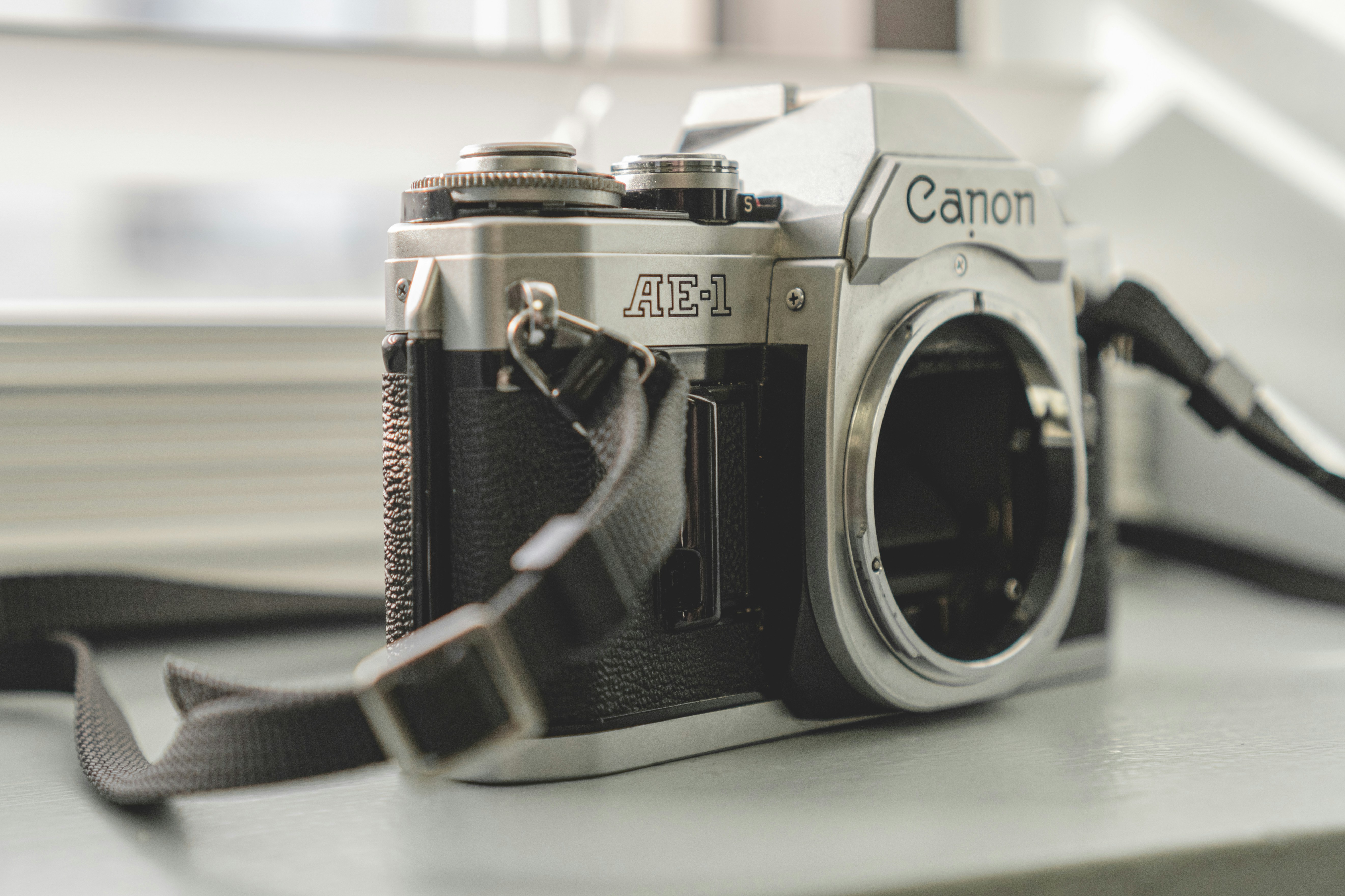 Fotocamera reflex digitale Nikon nera e argento