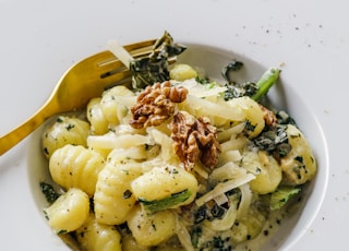 pasta dish on white ceramic bowl