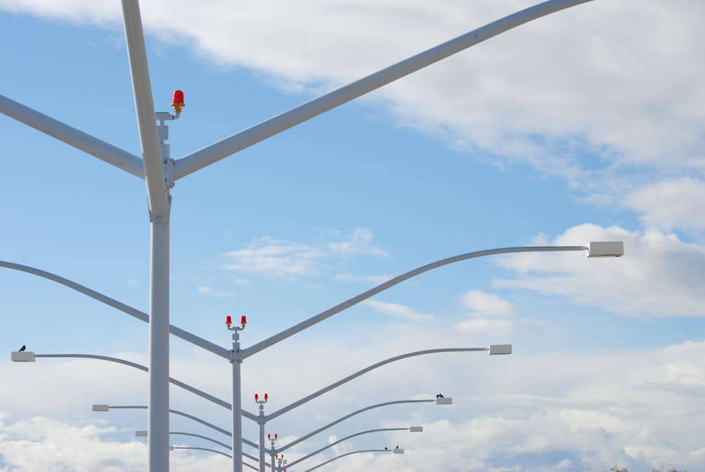 traffic light under blue sky during daytime